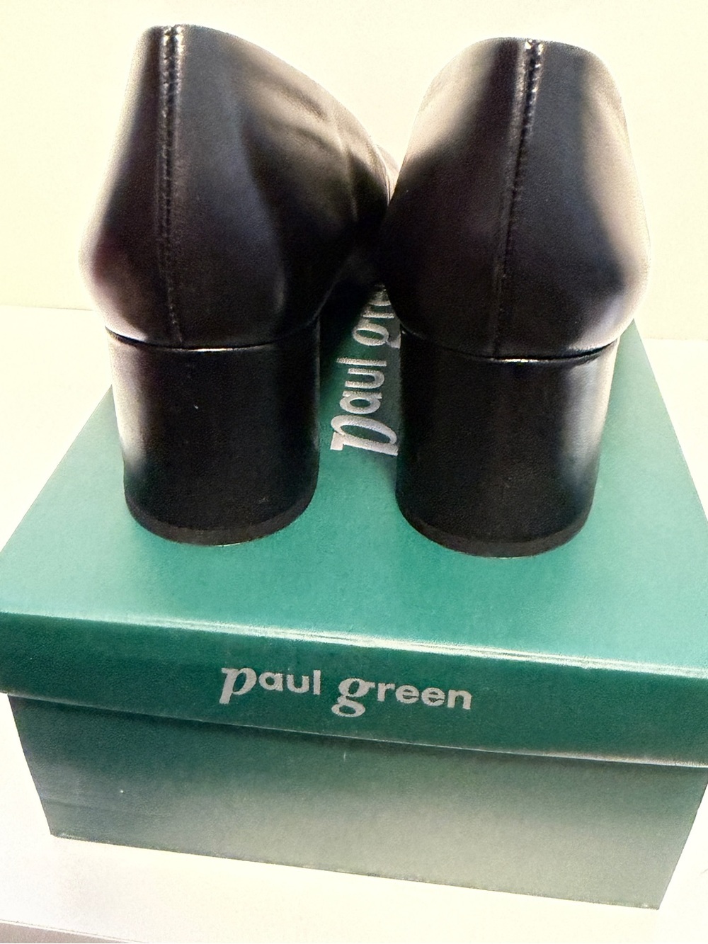 Paul Green Samona
Nappa Leather Black Pump 9.5 - Picture 11 of 12